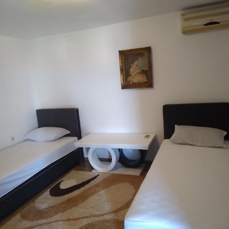 Apartmani Ruza Ποντγορίτσα Εξωτερικό φωτογραφία